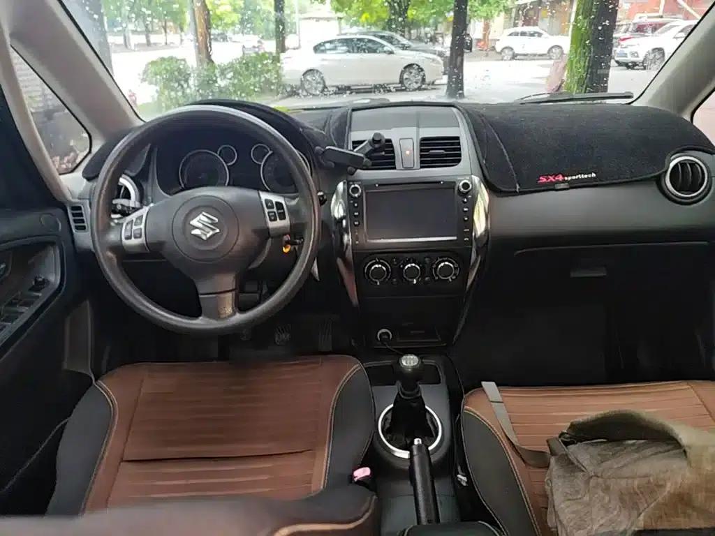 2013 Tianyu SX4 1.6L Manual Cool Edition — миниатюра 10