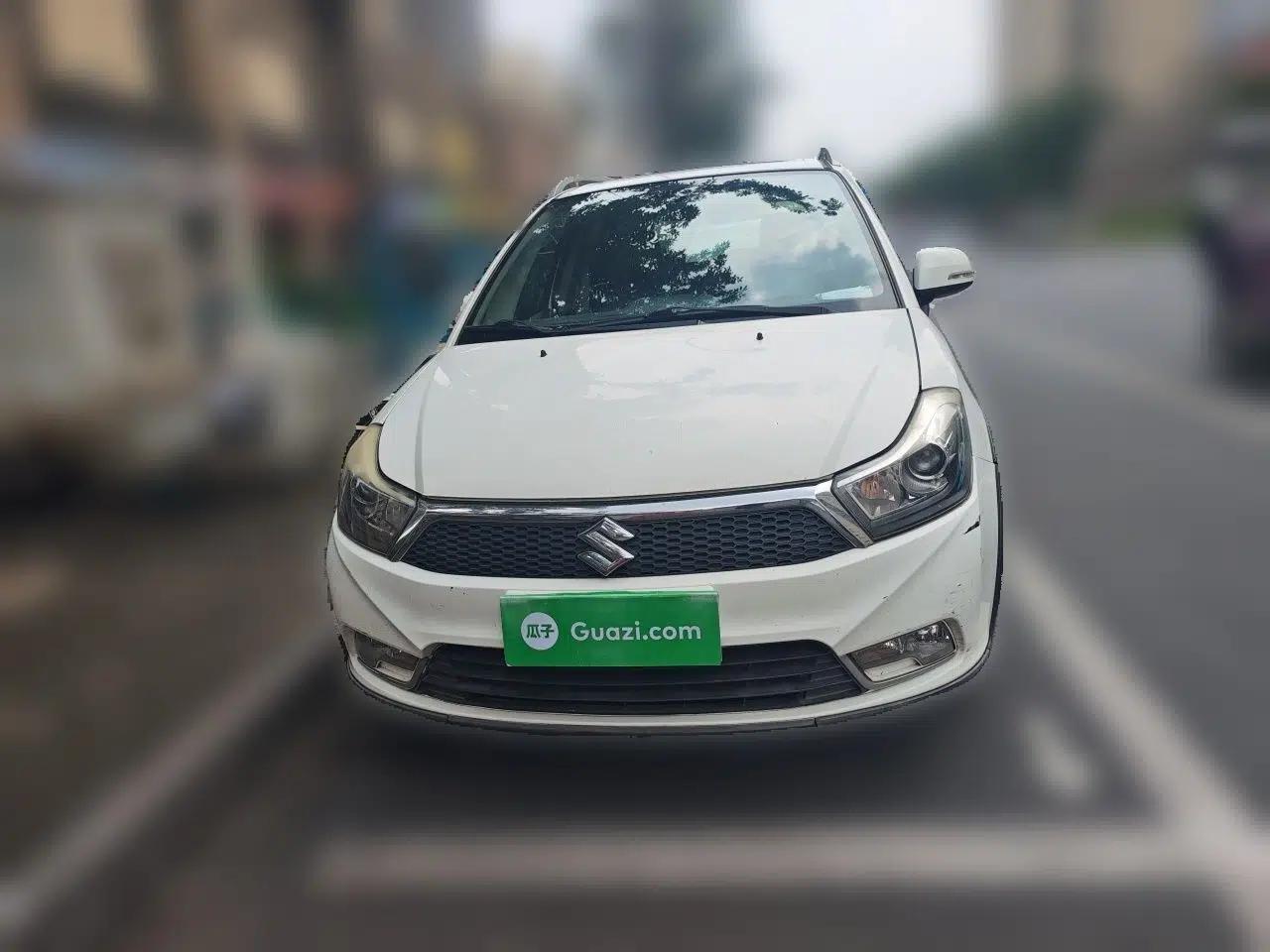 Suzuki SX4 2013 Koleos 1.6L Automatic Sport Model — миниатюра 2