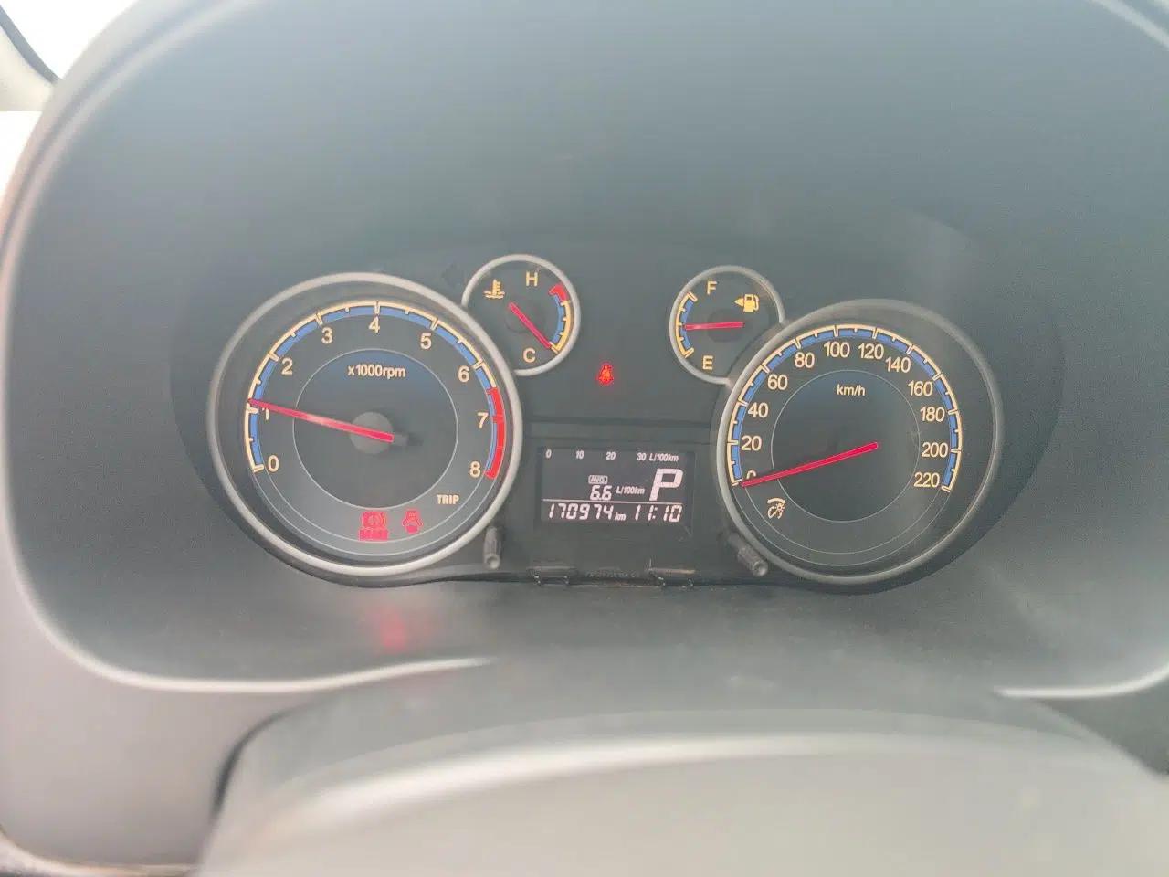 Suzuki SX4 2013 Koleos 1.6L Automatic Sport Model — миниатюра 11