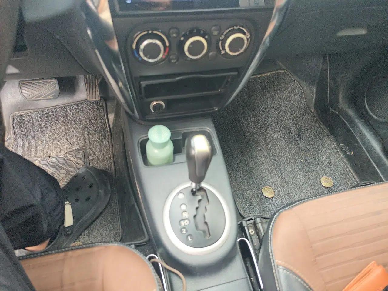 Suzuki SX4 2013 Koleos 1.6L Automatic Sport Model — миниатюра 14