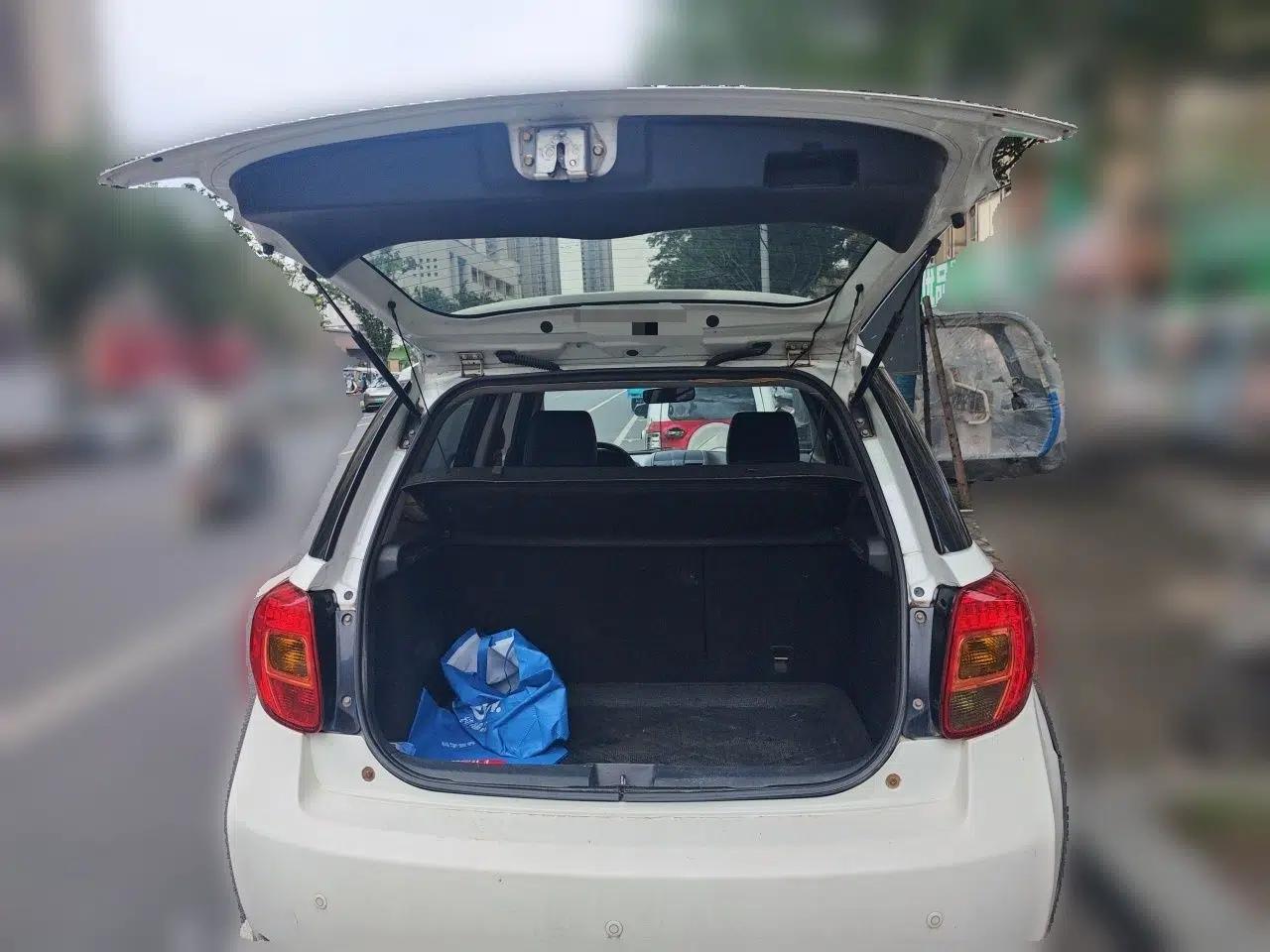 Suzuki SX4 2013 Koleos 1.6L Automatic Sport Model — миниатюра 19