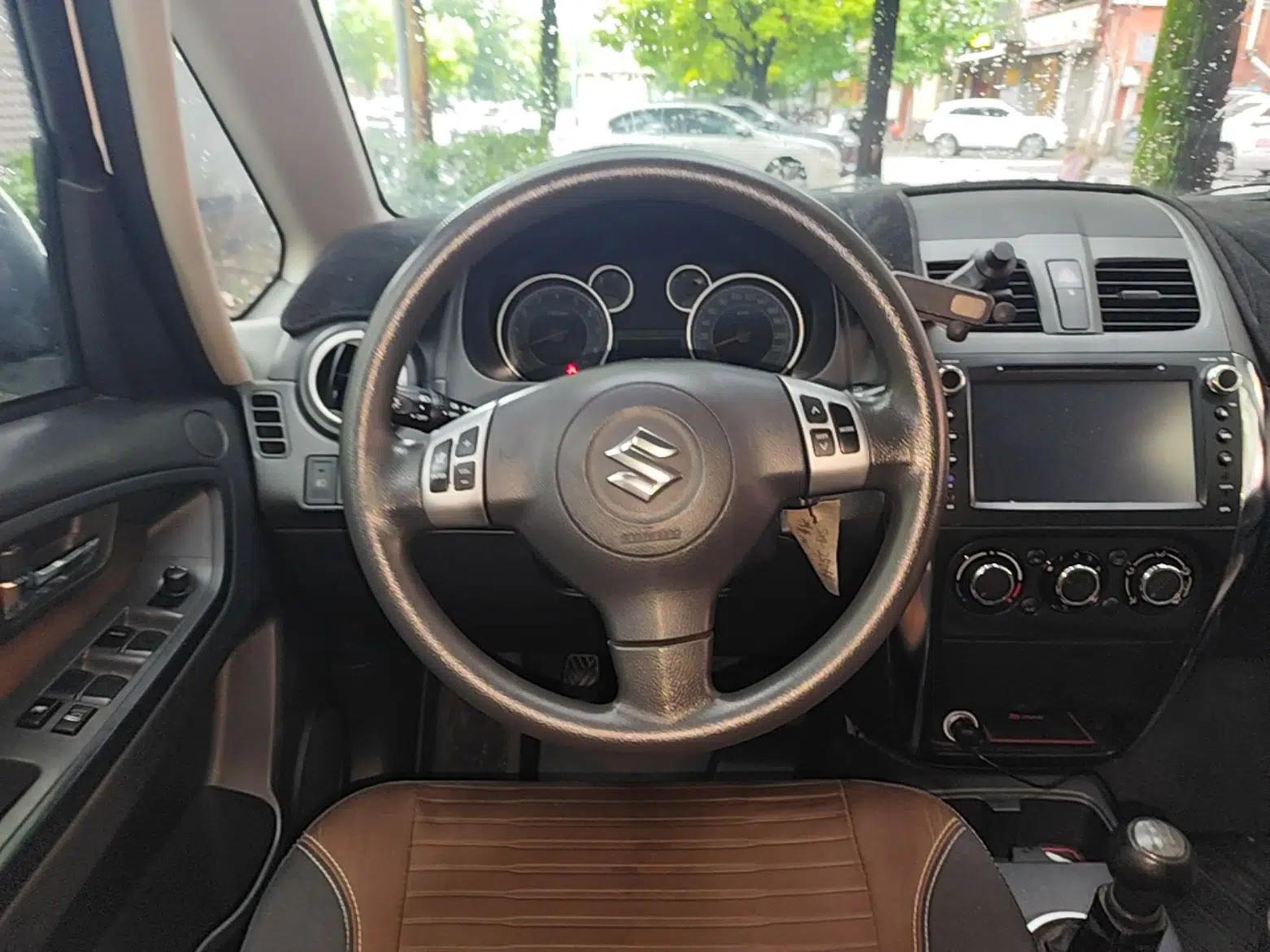 Suzuki SX4 2013 1.6L Manual CoolRide Model — миниатюра 13