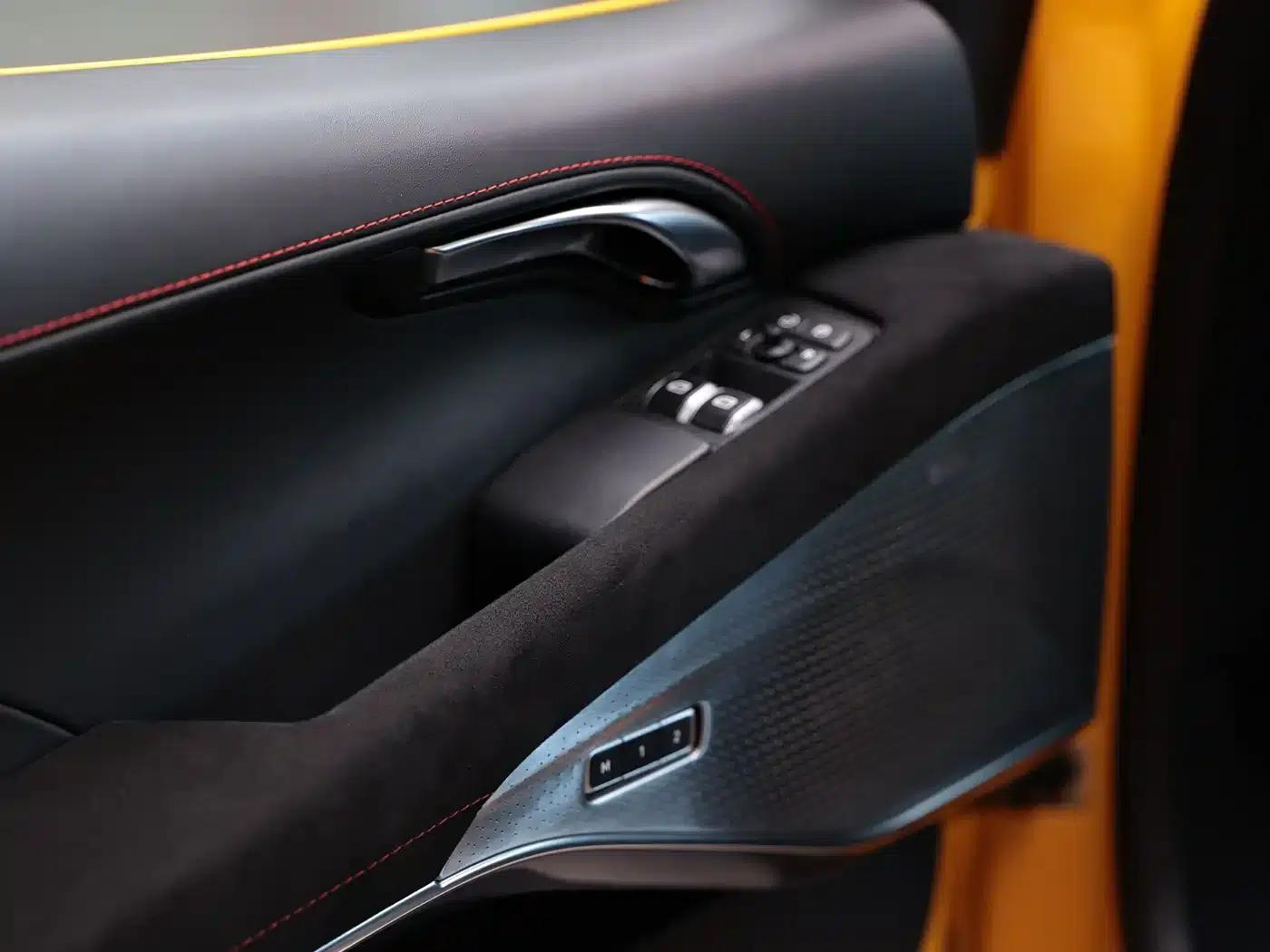 EMIRA 2021 2.0T DCT First Edition — миниатюра 7