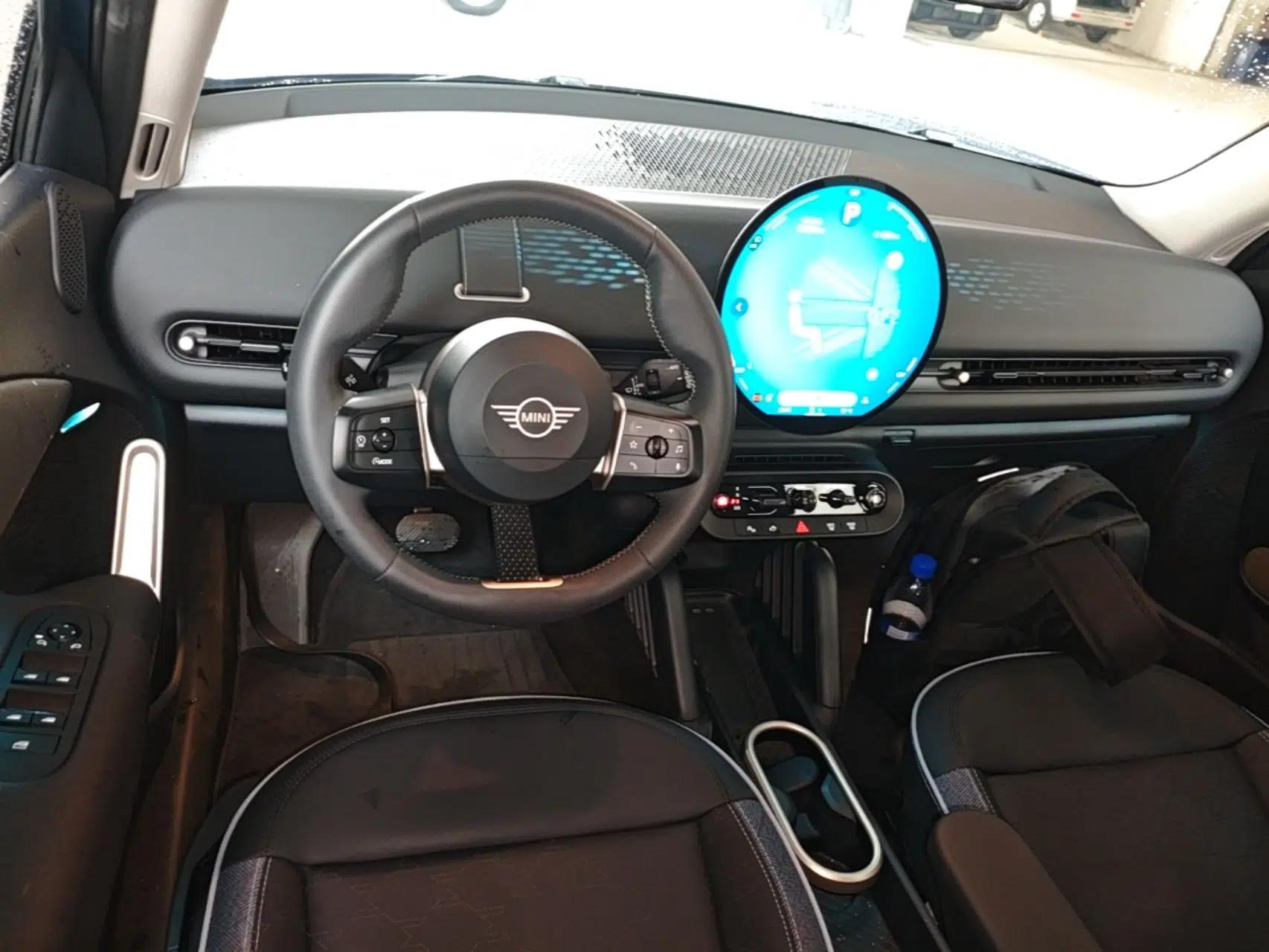 MINI Electric ACEMAN 2024 E Classic Edition — миниатюра 22