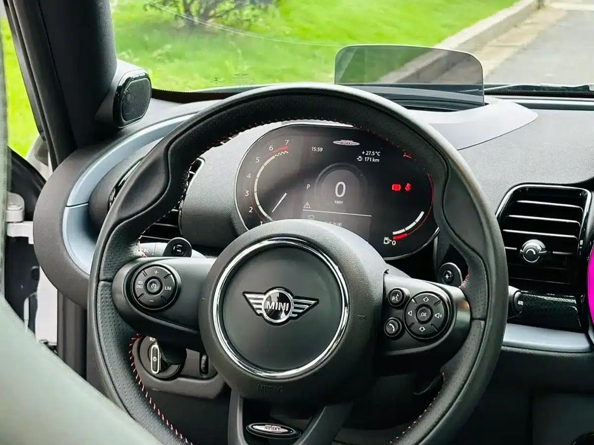 MINI JCW CLUBMAN 2021 2.0T JOHN COOPER WORKS ALL-IN — миниатюра 13