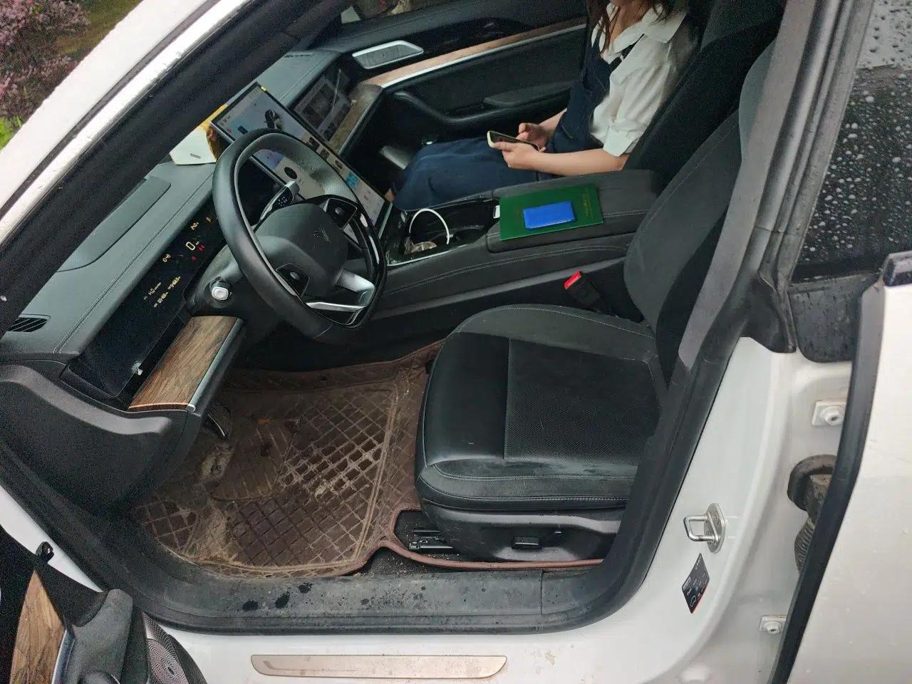 NETA S 2022 All-Electric 715 km Range Rear-Drive Deluxe Version — миниатюра 15