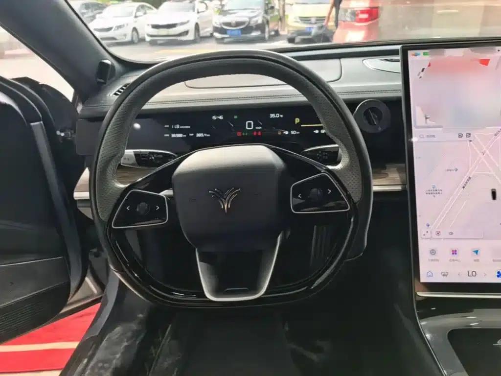Nezha S 2024 Range Extended 1060 Edition — миниатюра 11