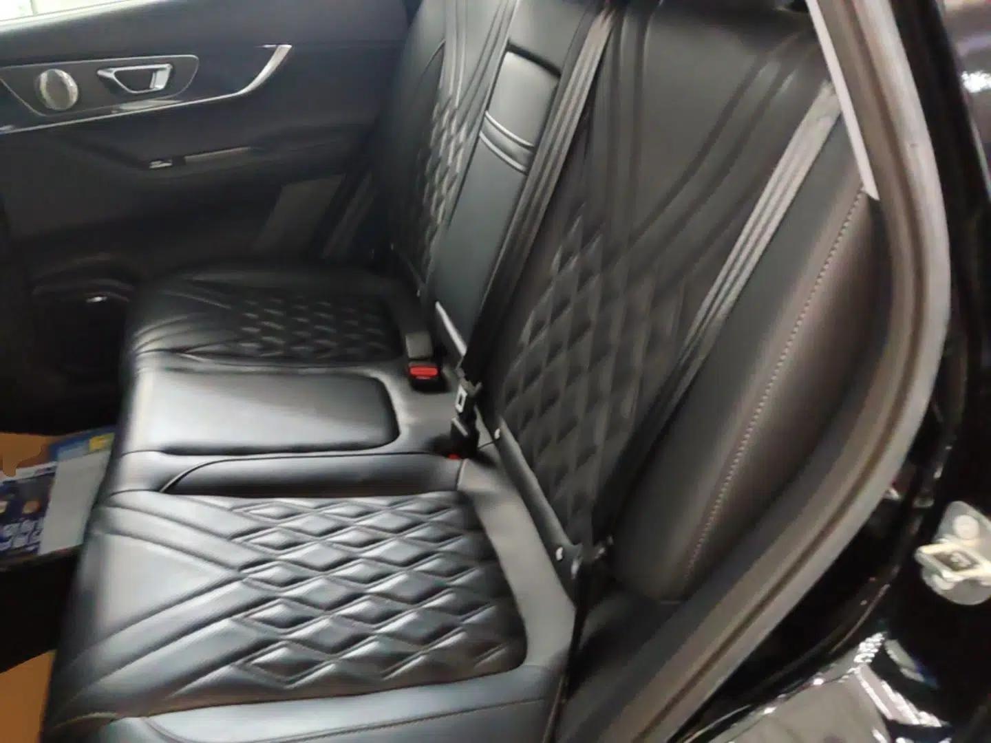 Chery Tiggo 7 PLUS New Energy 2023 Champion Edition 1.5T 100KM Speedy Version — миниатюра 20