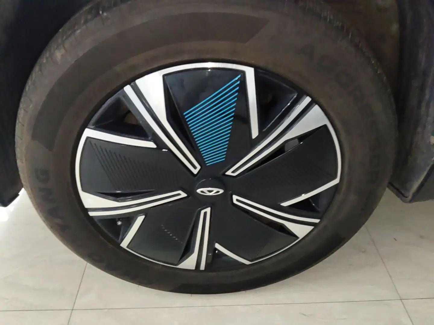 Chery Tiggo 7 PLUS New Energy 2023 Champion Edition 1.5T 100KM Speedy Version — миниатюра 10