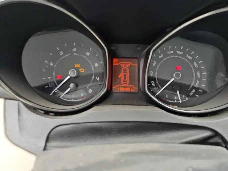 Chery Arrizo 7 2013 1.6L CVT Premium Edition — миниатюра 14