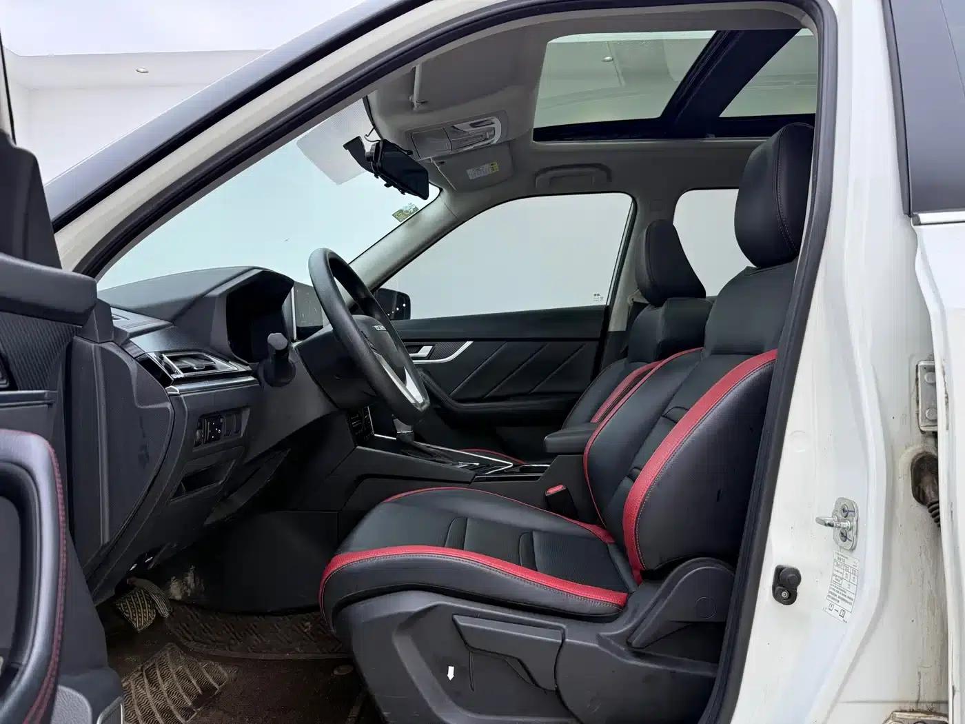 Venucia T60 2022 1.6L CVT Smart Edition — миниатюра 7