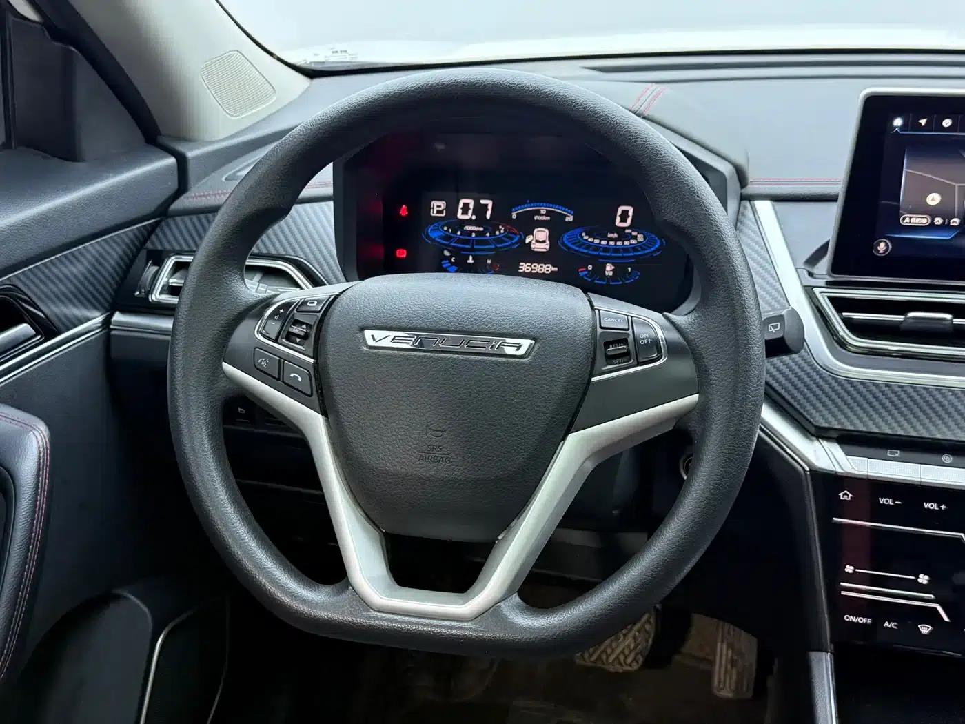 Venucia T60 2022 1.6L CVT Smart Edition — миниатюра 10