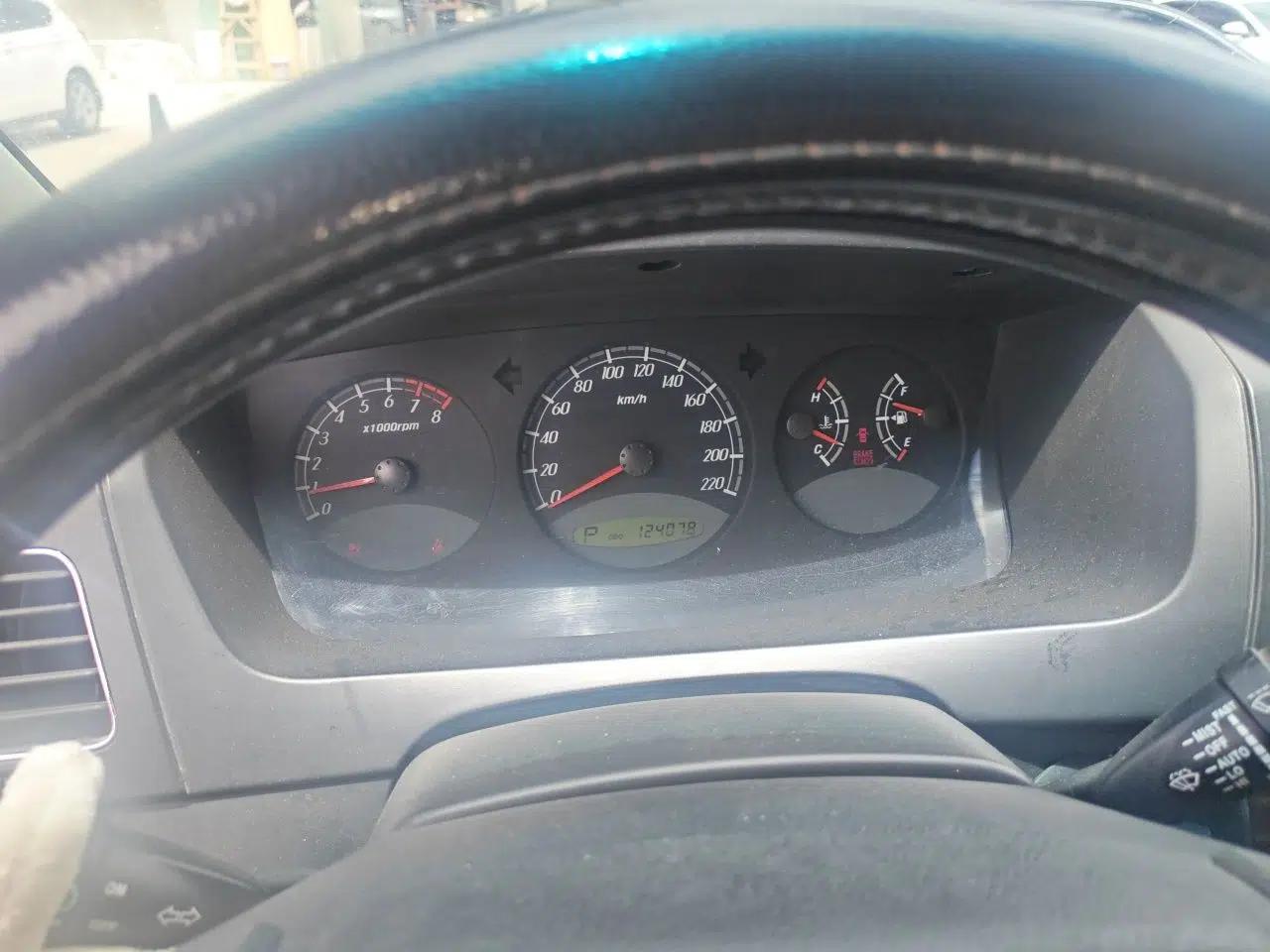 Roewe W5 2013 1.8T 4WD Automatic High-End Model — миниатюра 11