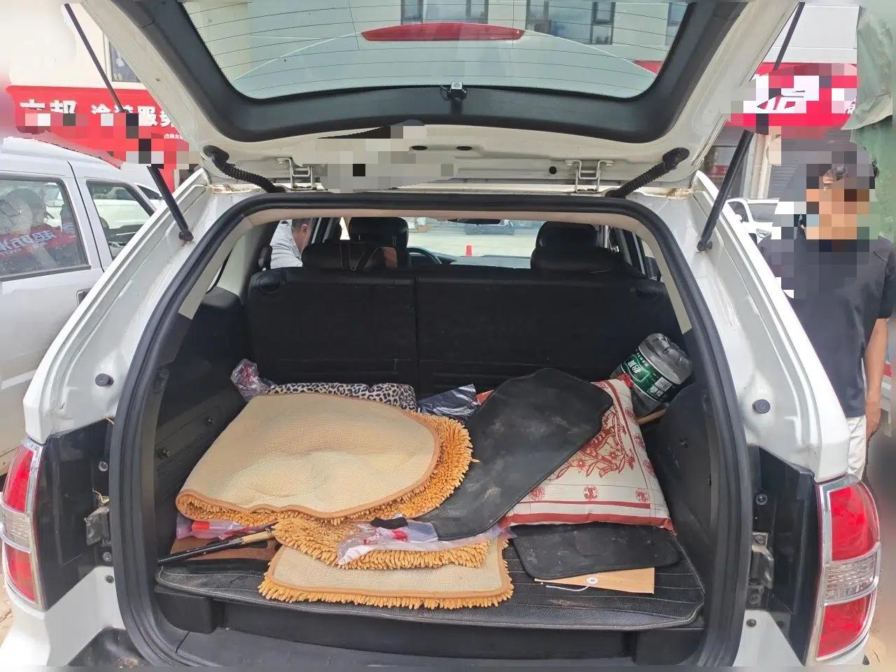 Roewe W5 2013 1.8T 4WD Automatic High-End Model — миниатюра 19