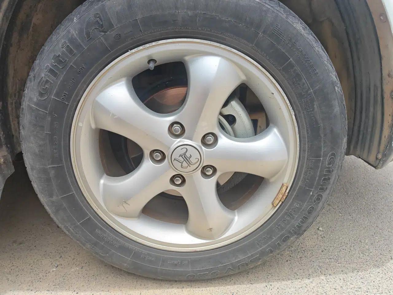 Roewe W5 2013 1.8T 4WD Automatic High-End Model — миниатюра 8