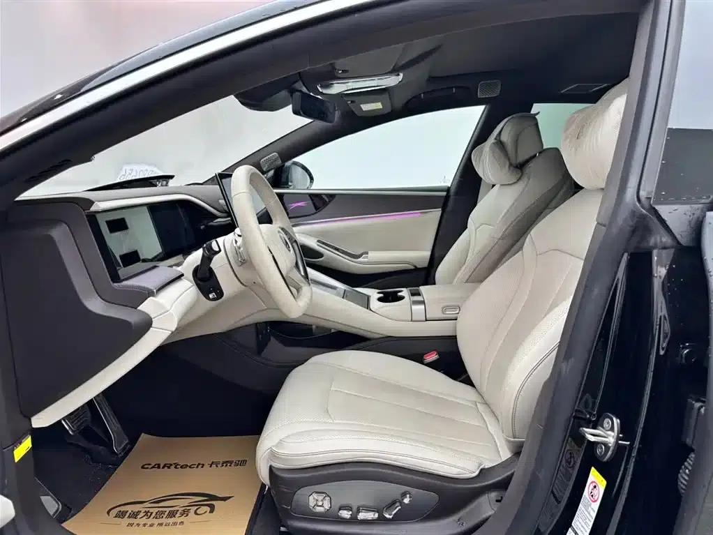 Denza Z9 2024 Model 1100km AWD Max Edition — миниатюра 8