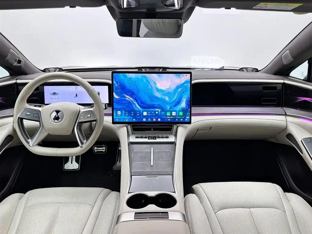 Denza Z9 2024 Model 1100km AWD Max Edition — миниатюра 10
