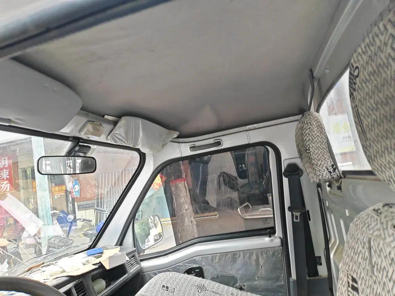 Wuling Zhiguang Small Truck 2020 1.2L Single Cab — миниатюра 18