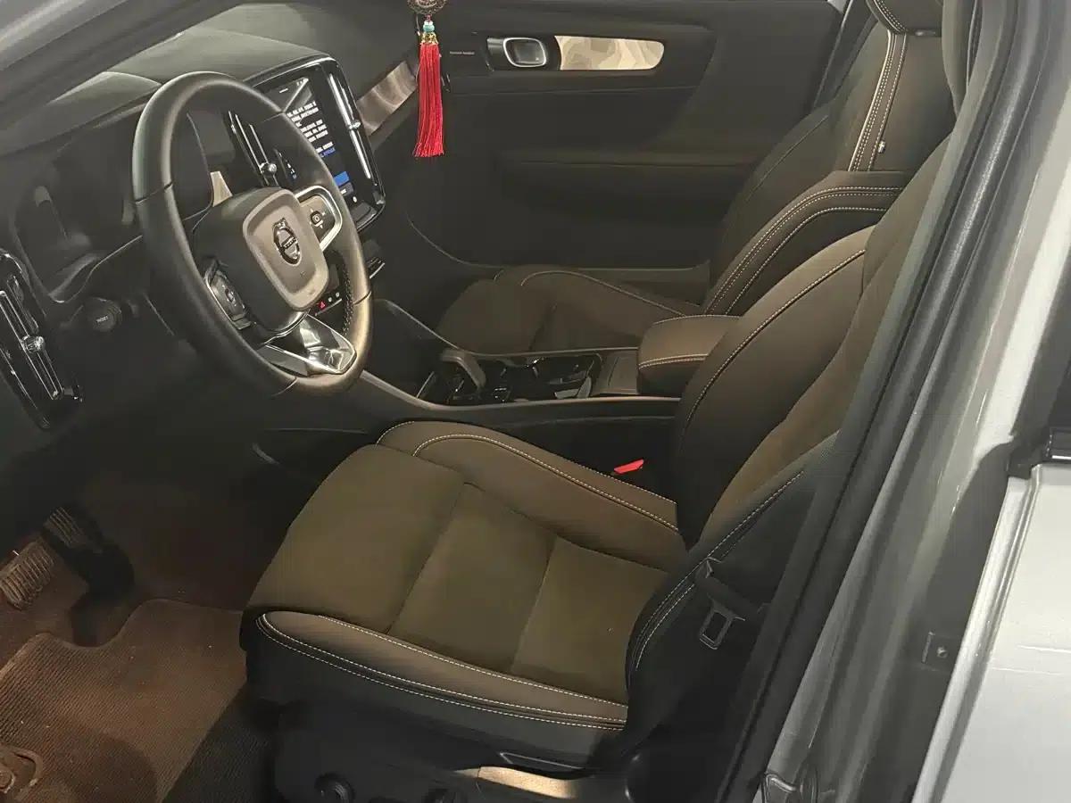 Volvo C40 2022 Long Range PRO — миниатюра 5