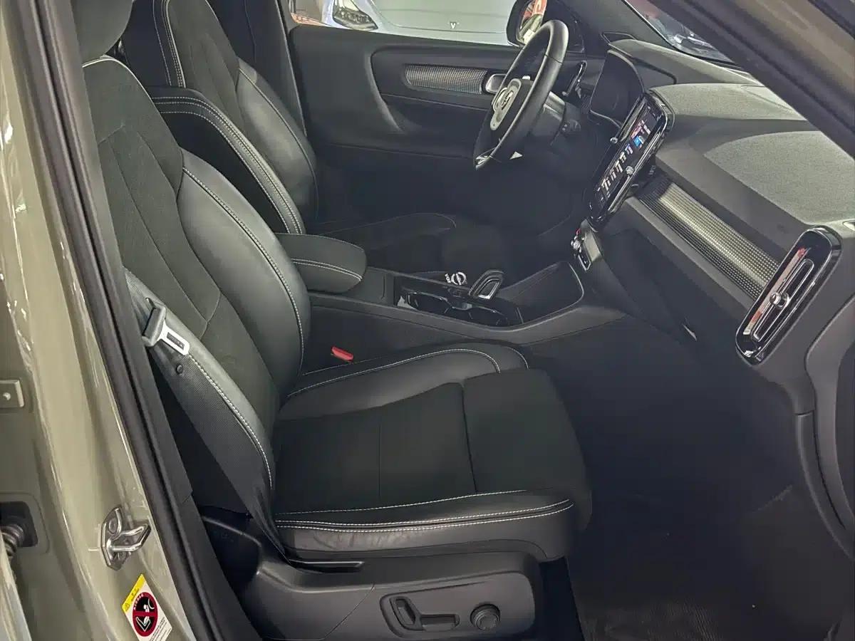 Volvo XC40 PHEV 2022 Long Range PRO — миниатюра 11