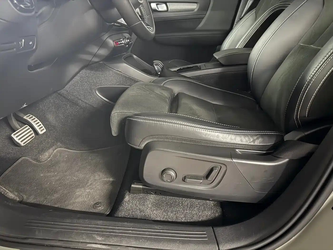 Volvo XC40 PHEV 2022 Long Range PRO — миниатюра 4