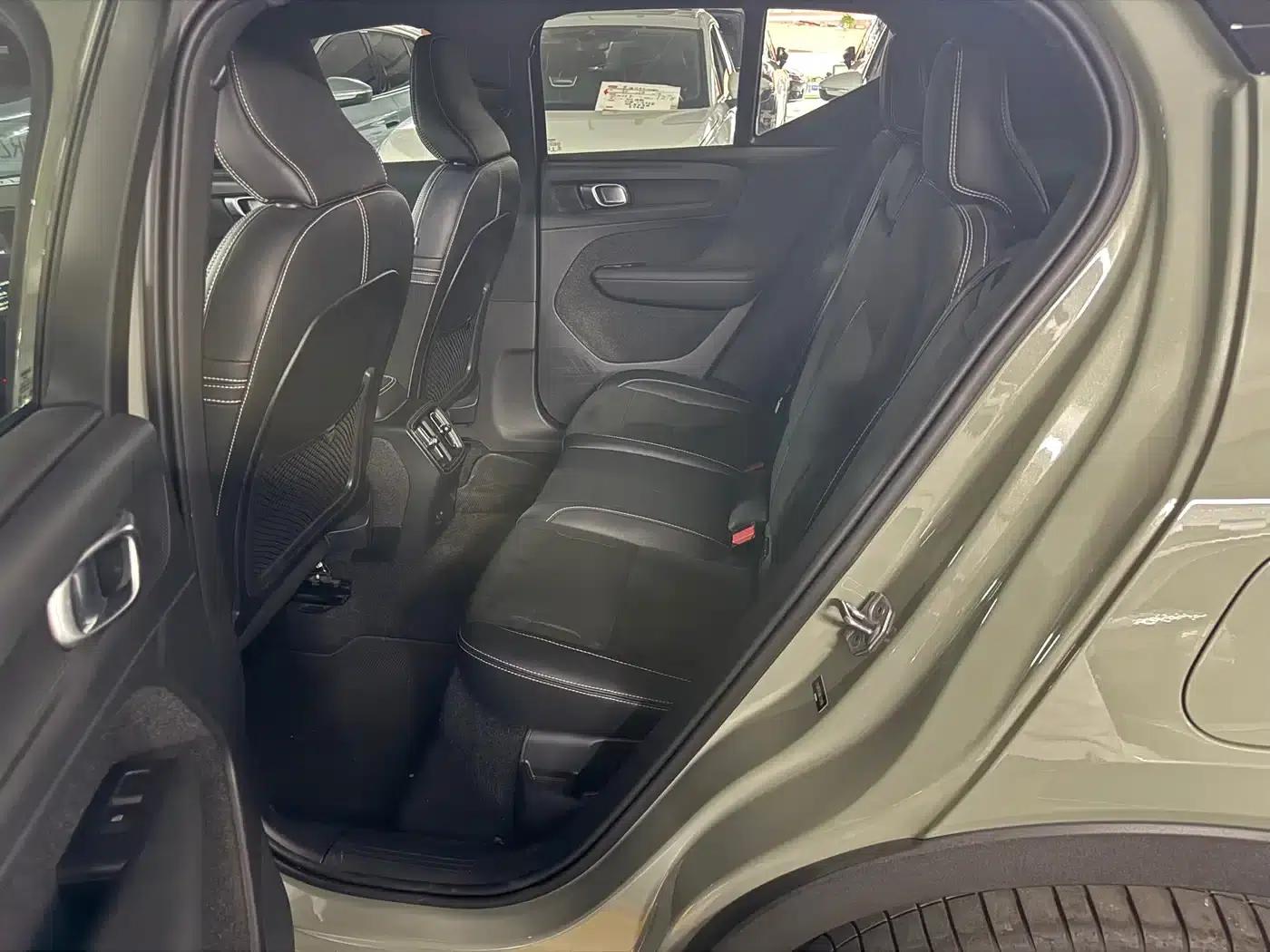 Volvo XC40 PHEV 2022 Long Range PRO — миниатюра 7