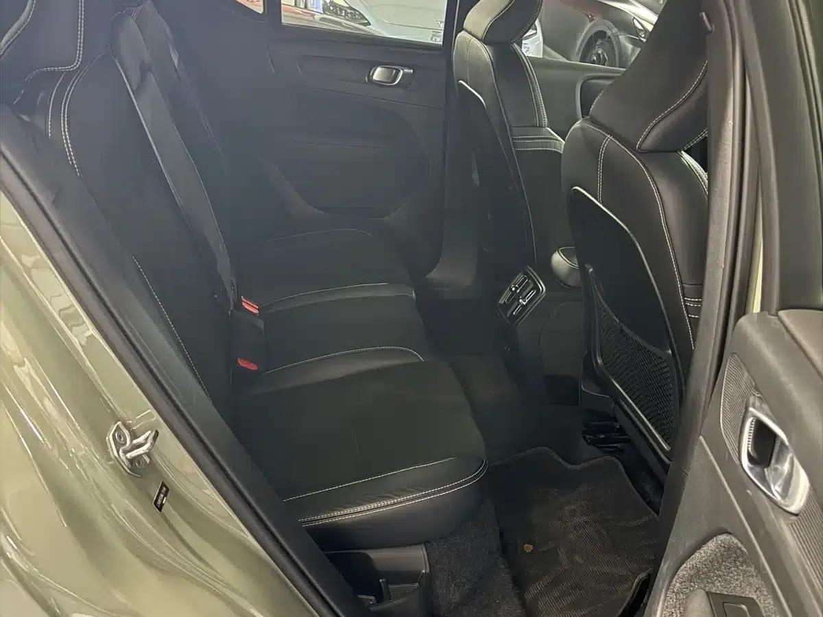 Volvo XC40 PHEV 2022 Long Range PRO — миниатюра 10