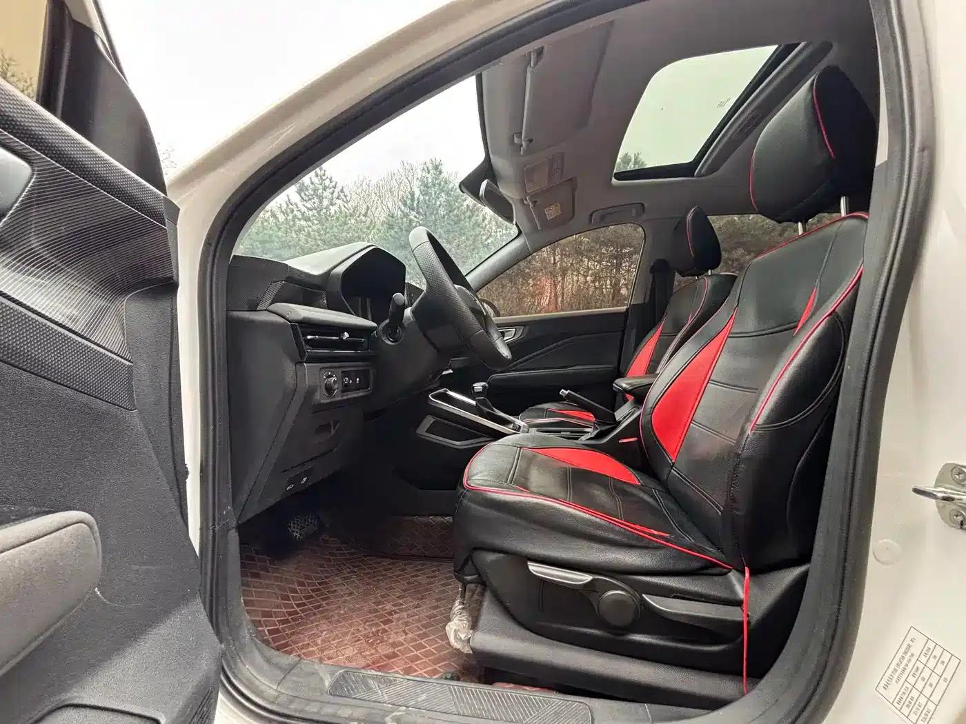 Wuling Xingchi 2023 1.5L CVT Comfort Edition — миниатюра 7