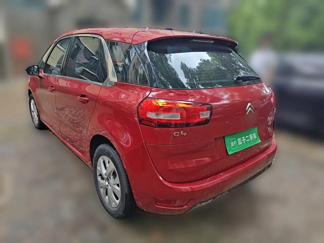 Citroen C4 Picasso 2015 1.6T Fashion Model 5 Seats — миниатюра 4