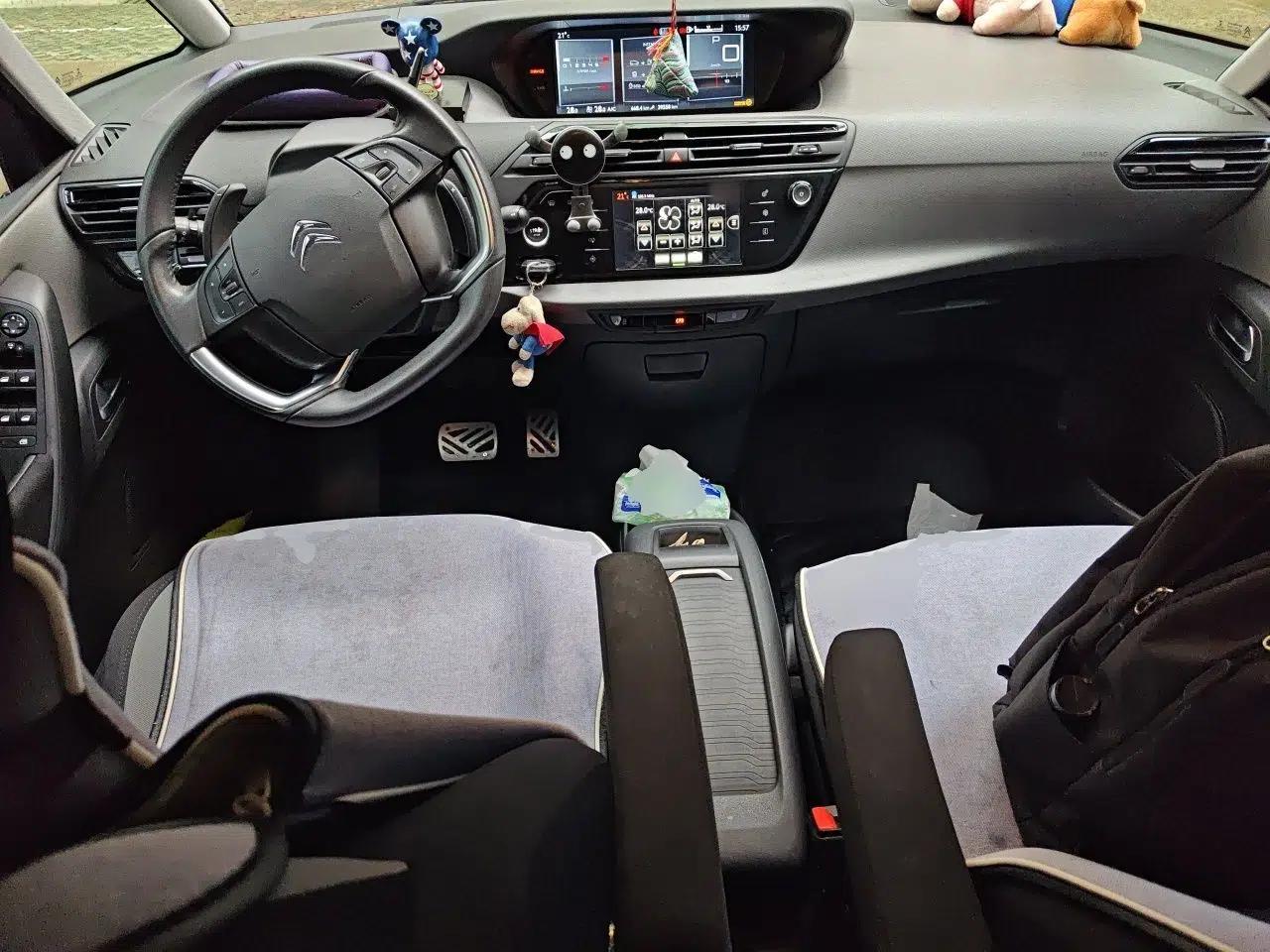 Citroen C4 Picasso 2015 1.6T Fashion Model 5 Seats — миниатюра 9