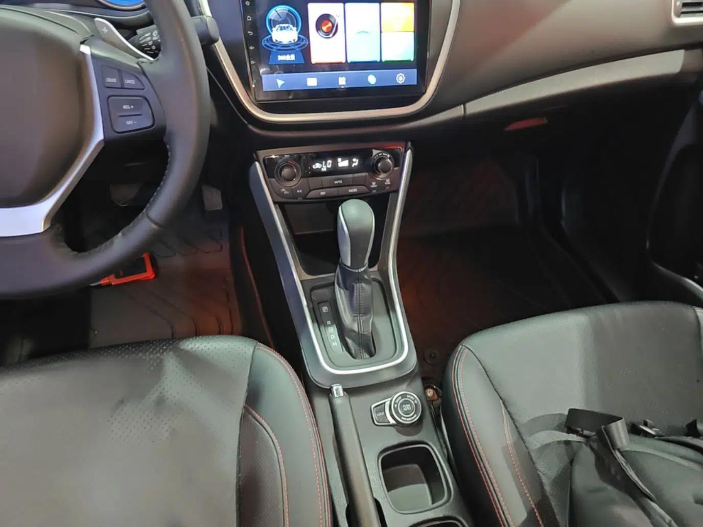 Suzuki S-Cross 2014 1.6L CVT Four-Wheel Drive Luxury Version — миниатюра 21