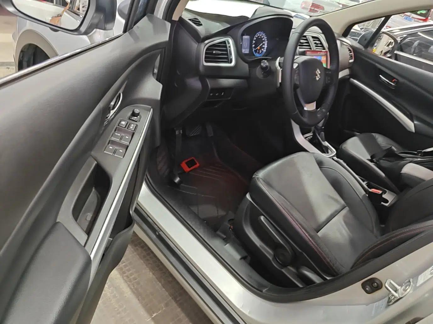 Suzuki S-Cross 2014 1.6L CVT Four-Wheel Drive Luxury Version — миниатюра 23