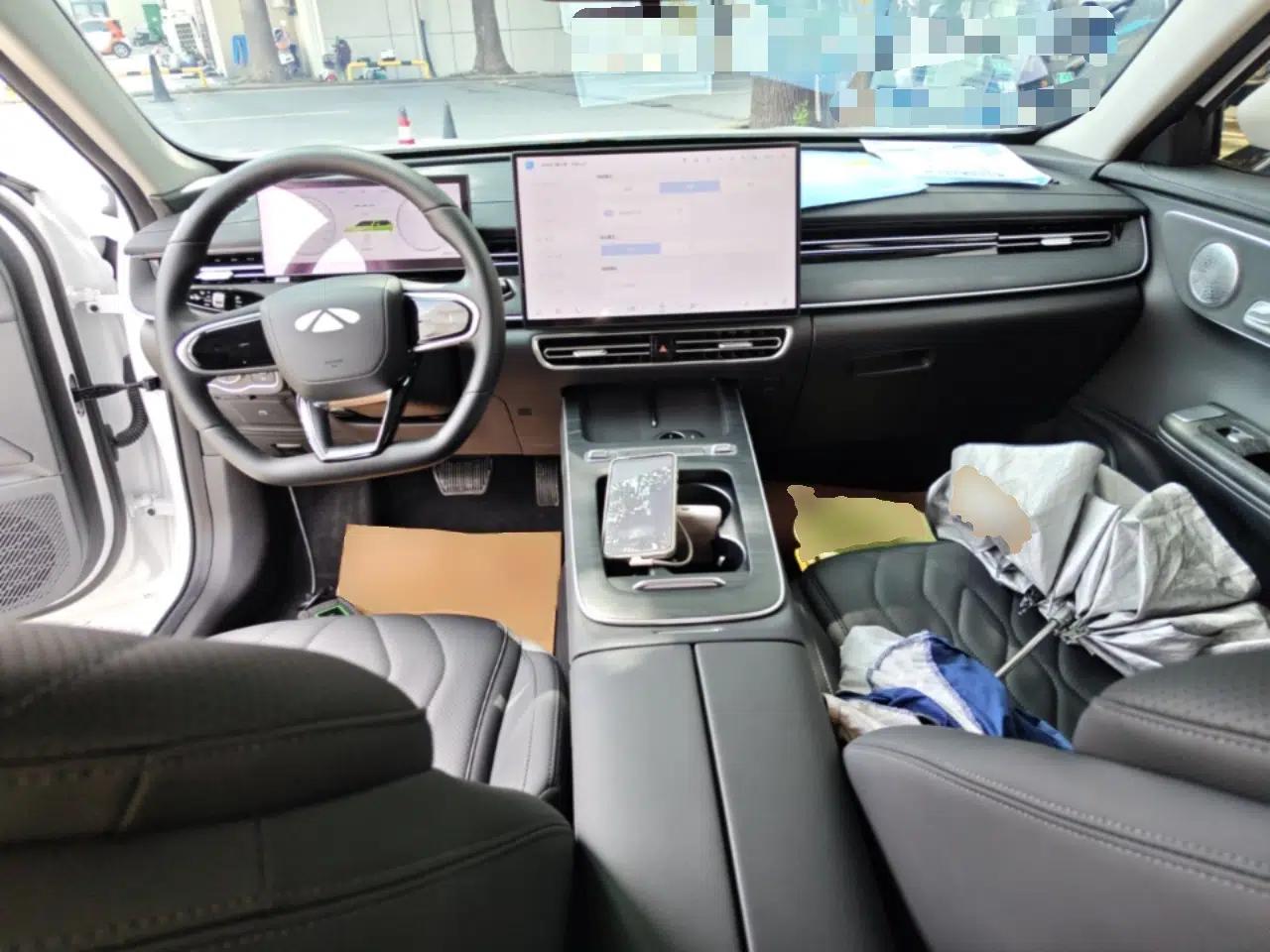 Chery Fengyun A8L 2025 1.5 TGDI 145 km Luxury Version — миниатюра 12