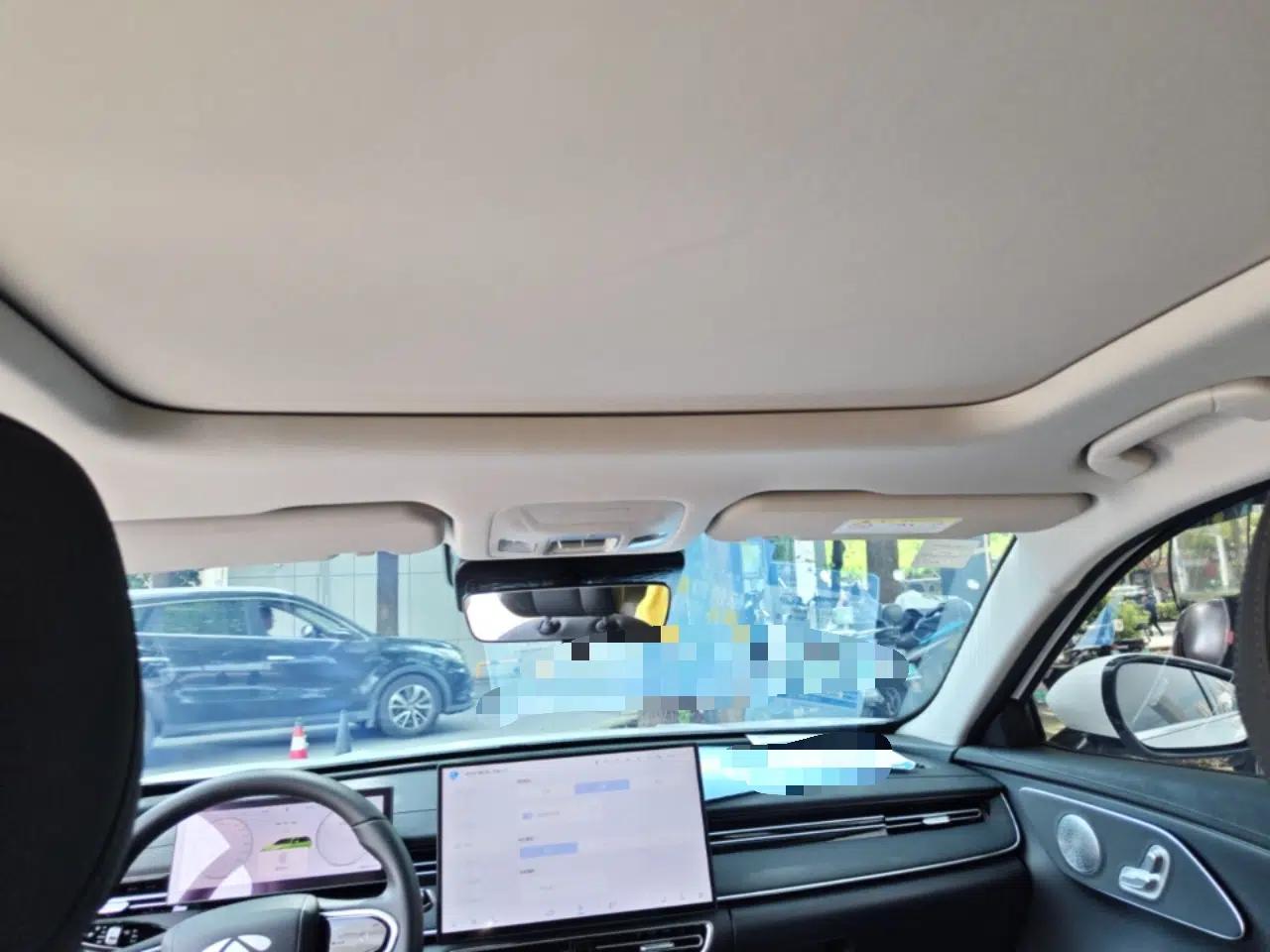 Chery Fengyun A8L 2025 1.5 TGDI 145 km Luxury Version — миниатюра 21