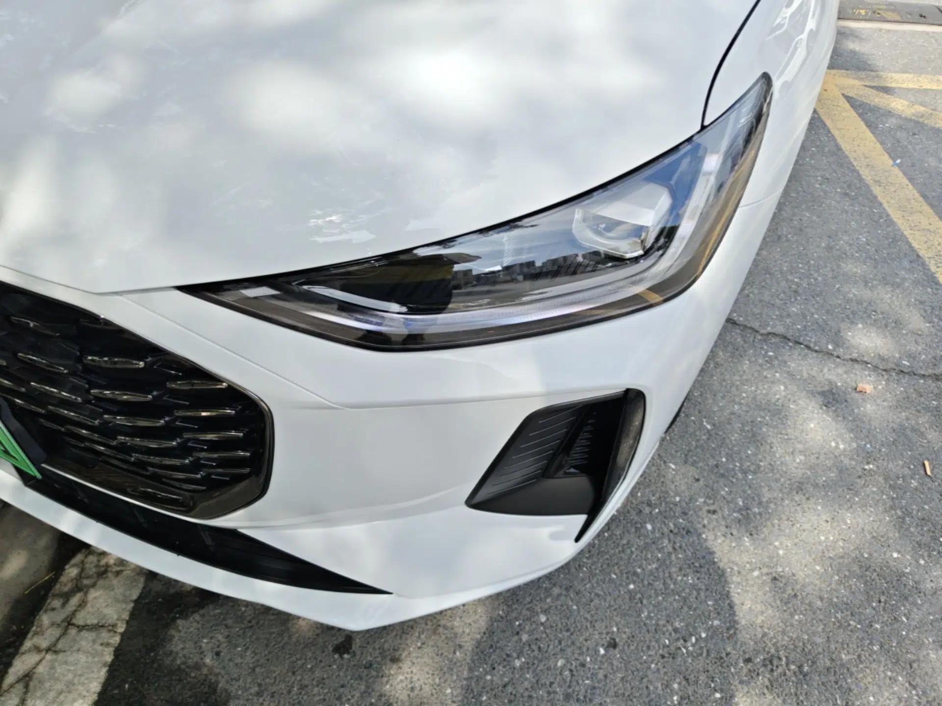 Chery Fengyun A8L 2025 1.5 TGDI 145 km Luxury Version — миниатюра 8
