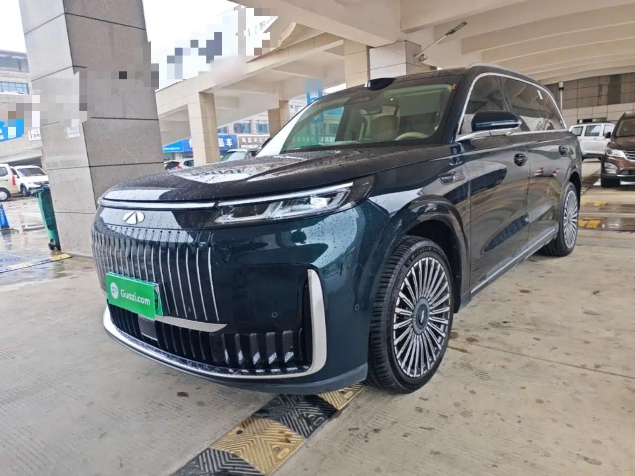 Chery Fengyun T11 2026 Model 220 All-Wheel Drive Family Fun Edition — миниатюра 1