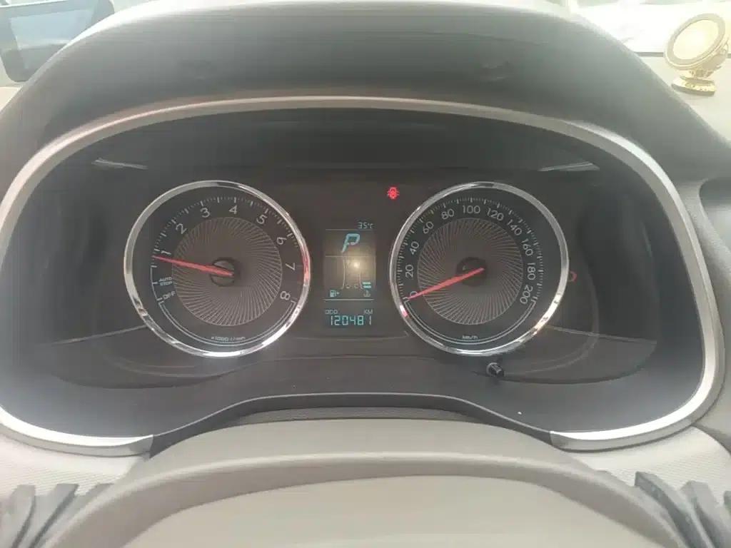 Chevrolet Aveo RV 2016 1.5L Automatic Comfortline Edition — миниатюра 12