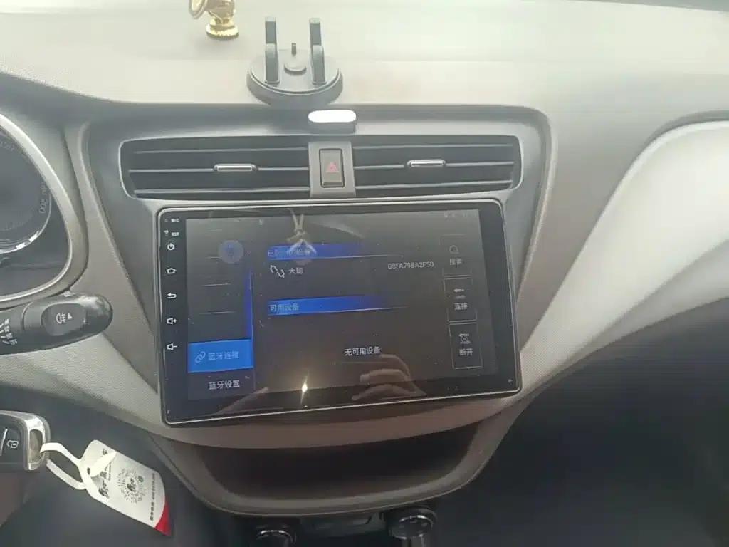 Chevrolet Aveo RV 2016 1.5L Automatic Comfortline Edition — миниатюра 13