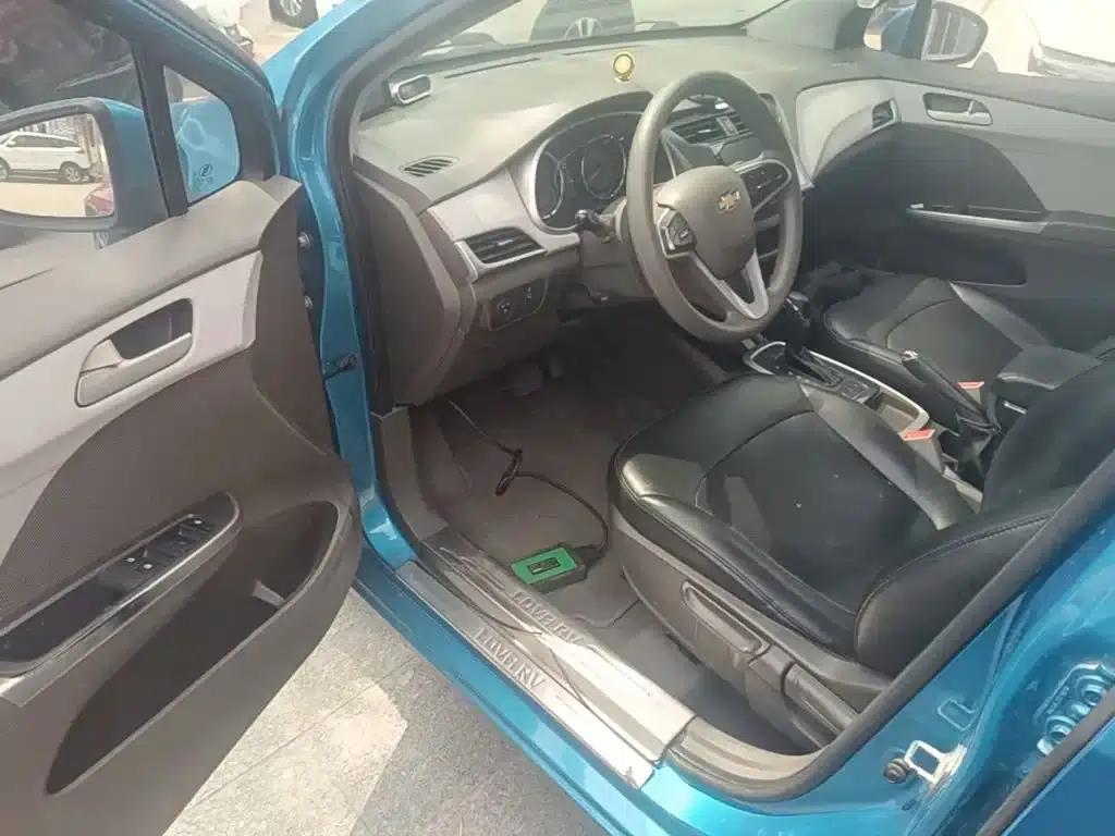 Chevrolet Aveo RV 2016 1.5L Automatic Comfortline Edition — миниатюра 16