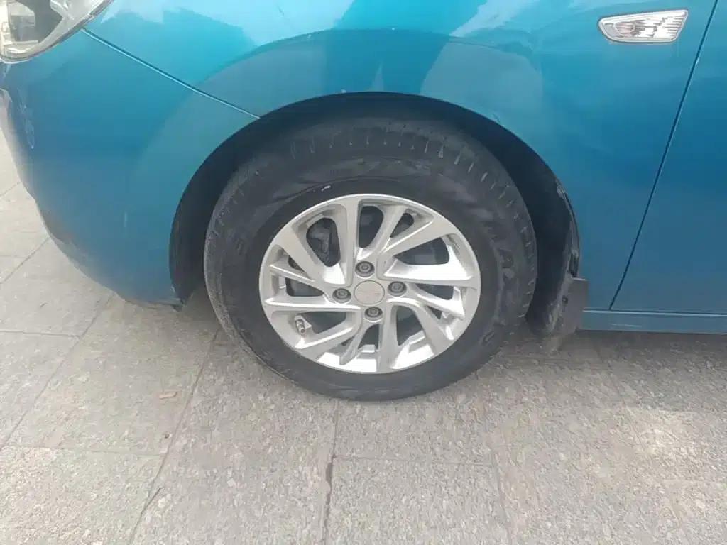 Chevrolet Aveo RV 2016 1.5L Automatic Comfortline Edition — миниатюра 23