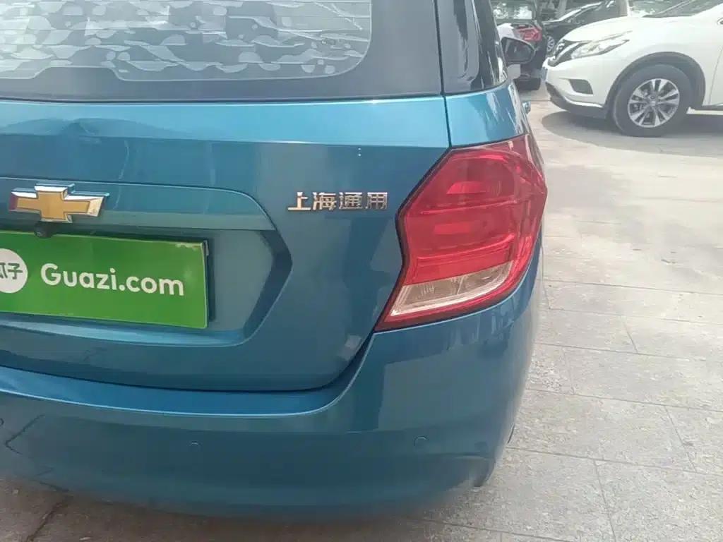 Chevrolet Aveo RV 2016 1.5L Automatic Comfortline Edition — миниатюра 8