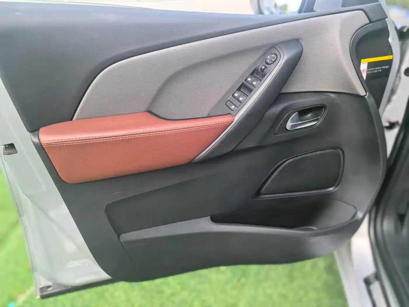 2015 C4 PICASSO Grand 1.6T Fashion 7-seater — миниатюра 10