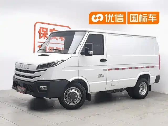 Iveco Proud 2025 V35 Van Truck 2.5T Manual Short Wheelbase Low Roof Dual Tires