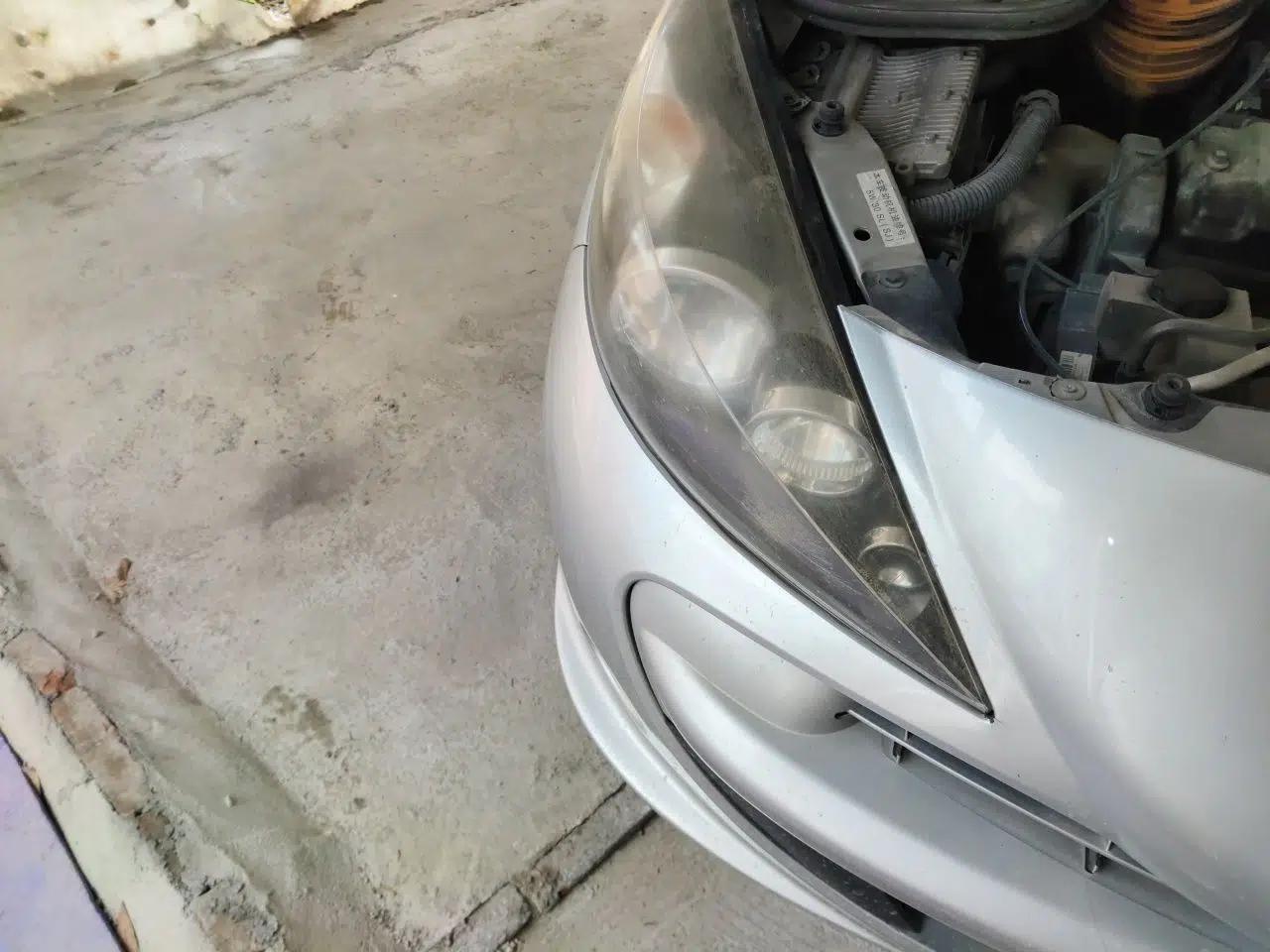 Peugeot 207 2010 Hatchback 1.4L Manual Yule Edition — миниатюра 7