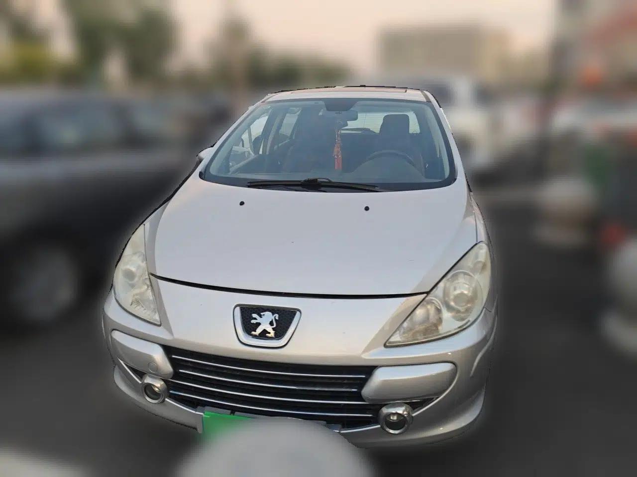 Peugeot 307 2013 Hatchback 1.6L Manual Comfort Edition — миниатюра 2