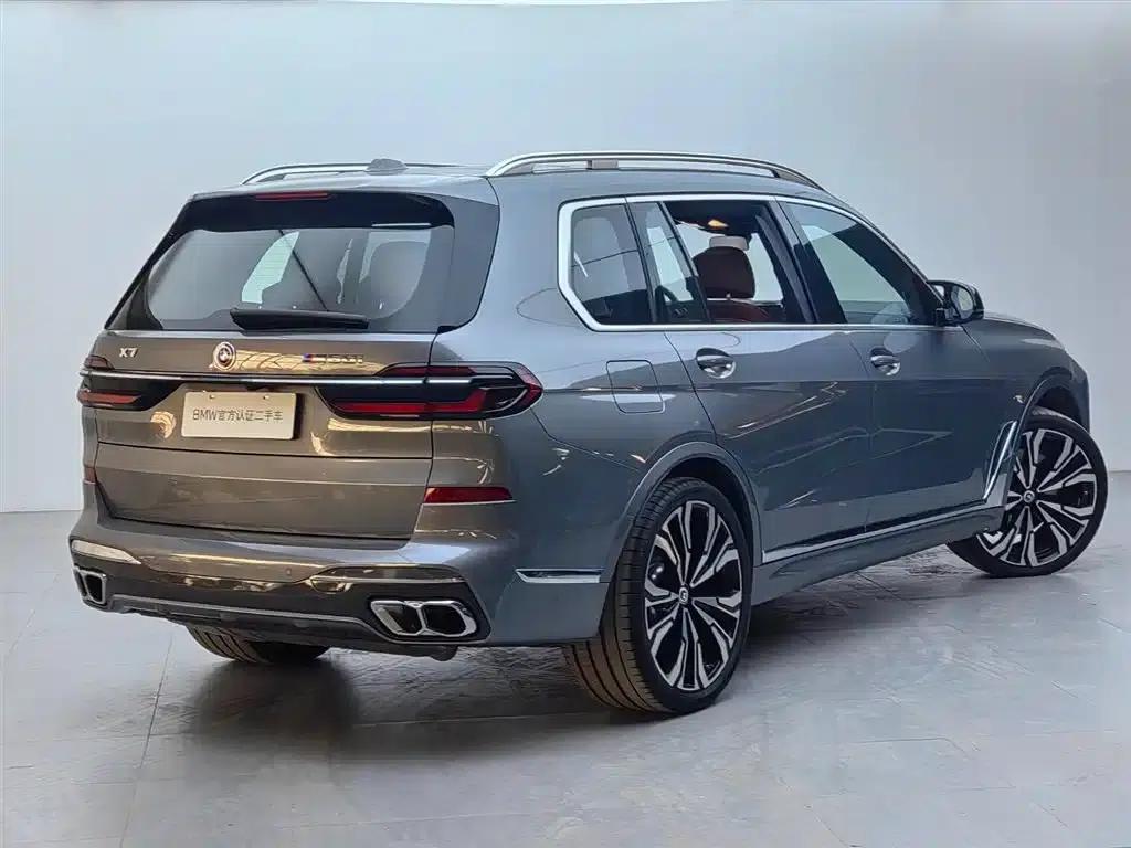 2023 BMW X7 M60i xDrive M60i — миниатюра 4