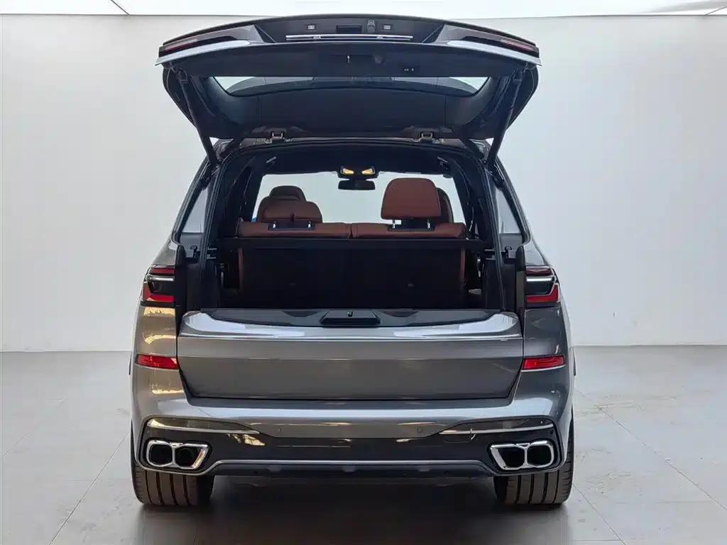 2023 BMW X7 M60i xDrive M60i — миниатюра 6