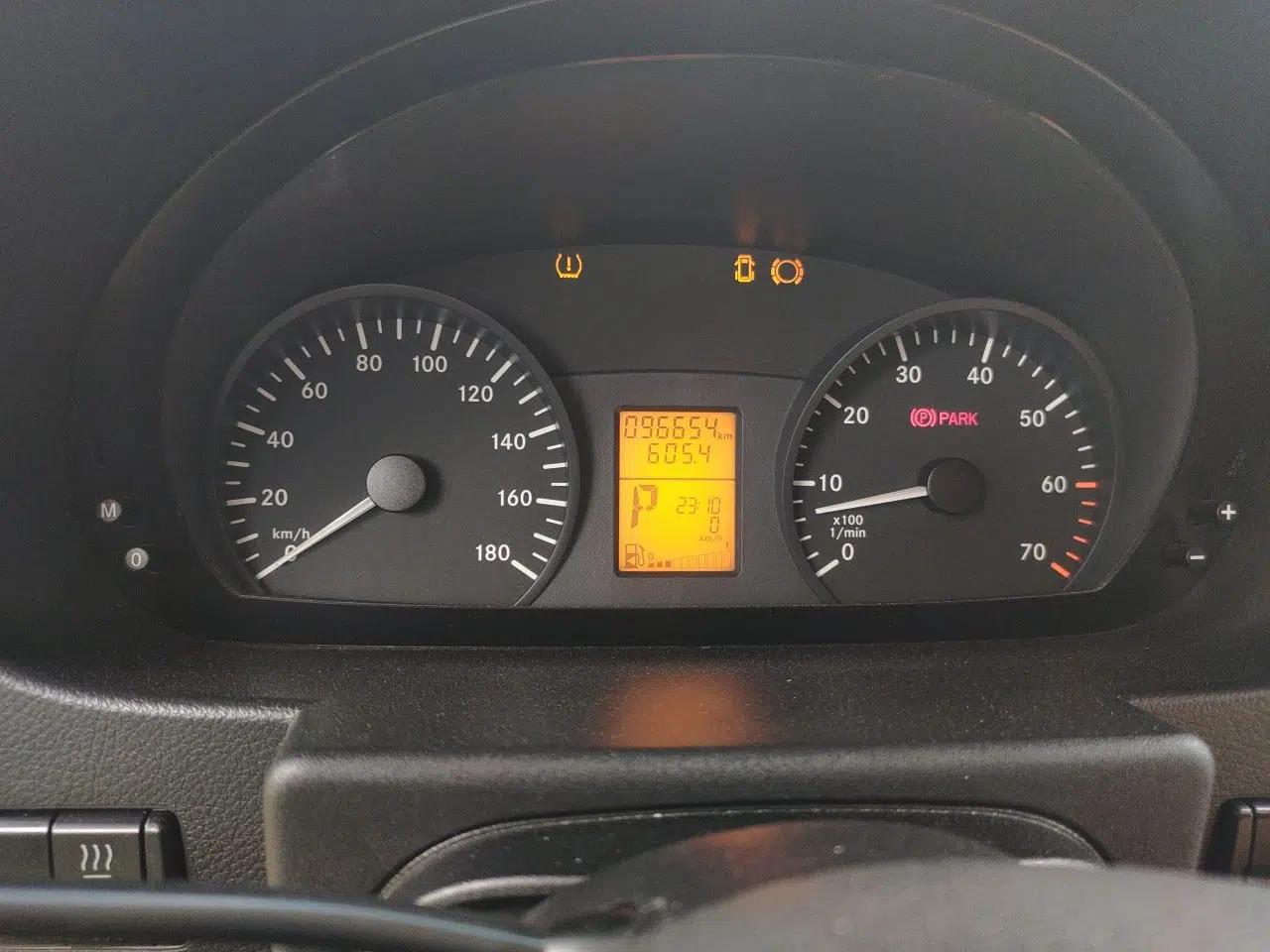 Mercedes-Benz Sprinter — миниатюра 12
