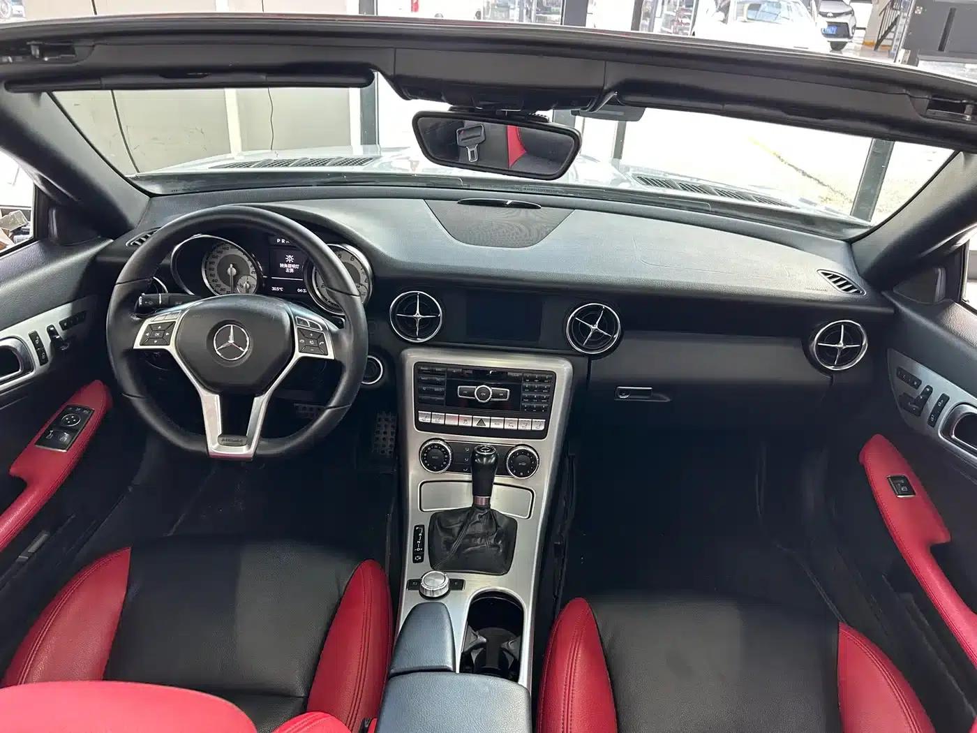 Mercedes-Benz SLK-Class 2011 SLK 200 Fashion Edition — миниатюра 13