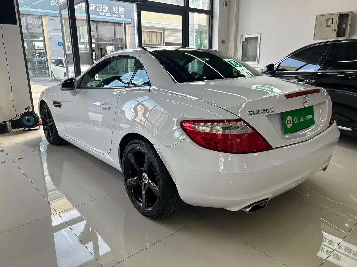 Mercedes-Benz SLK-Class 2011 SLK 200 Fashion Edition — миниатюра 5